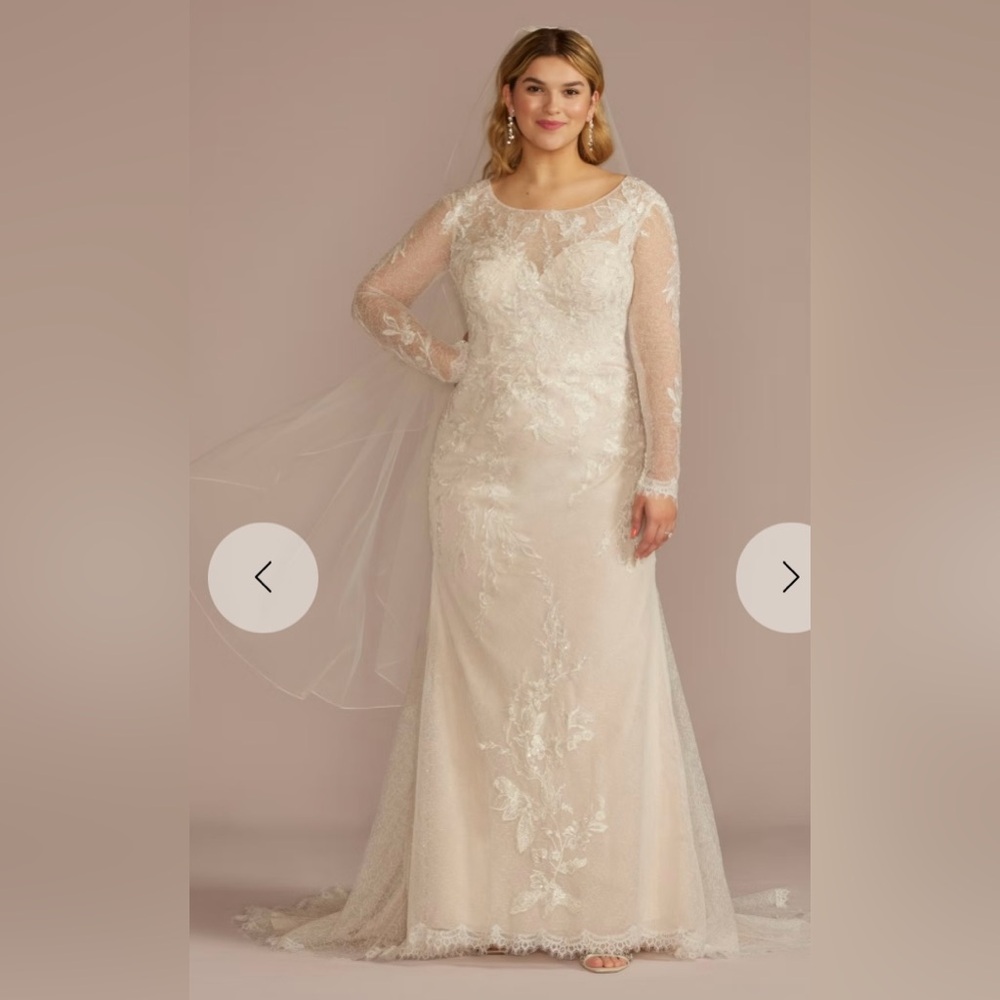 Elegant Lace Wedding Dress